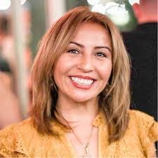 Fabiola Ochoa's Instagram, Twitter & Facebook