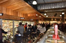 Although dollar tree posted negative comps in q1 due to the easter season, there was significant momentum. Center City Archives Philly Chit Chat