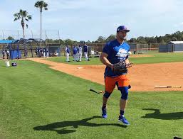 Born august 14, 1987) is an american former professional football quarterback, former professional baseball player, and broadcaster. Tim Tebow Takes Another Step With The Mets And Avoids Sprinklers This Time The New York Times