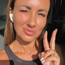 Victoria Nazarko's Instagram, Twitter & Facebook