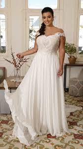Beautiful Off Shoulder Plus Size Wedding Gown With Beaded Lace Bodice And Chiffon Skirt Val Plus Wedding Dresses Bohemian Wedding Gown Plus Size Wedding Gowns