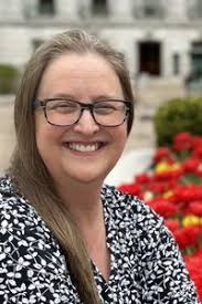 Rebecca Witherspoon's Instagram, Twitter & Facebook