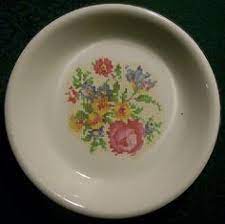 Number of users 21.6cm l*11.5cm w*7cm h ceramic floral sauce gray boat or custom. Harker Petit Point Pie Baker 1930 S 40 00 Old Pottery Vintage Dinnerware Porcelain Vase Antiques