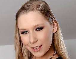 Lena Nitro Biography/Wiki, Age, Height, Career, Photos & More