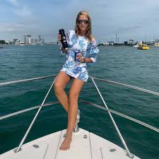 Home / archives for ines sainz gallo instagram. 31 3 Mil Me Gusta 228 Comentarios Ines Sainz Inessainz01 En Instagram Me Llego Un Increible Regalo De Mi Familia Pepsimex M Fashion Dresses Cover Up
