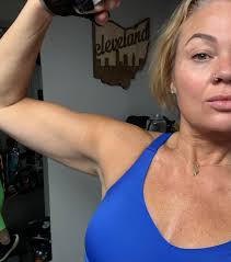 Meredyth Willits (@meredyth_willits) • Instagram photos and videos