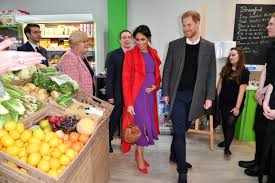 Prince harry joins the armchair expert to discuss how to approach mental health issues, growing up with privilege, and how healing it is to perform a service for someone. Prince Harry S Armchair Expert Podcast Harry Took Meghan Markle On A Date To The Grocery Store