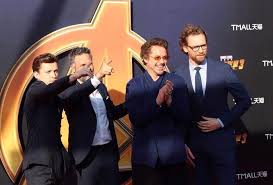 Tom Holland Oh My God It S Robert Downey Jr Tom Hiddleston Robert Downey Jr Mark Ruffalo And Tom Holland Attend The Shanghai Premiere Of Avengers Infi Tom Holland Spiderman Homecoming Robert Downey Jr