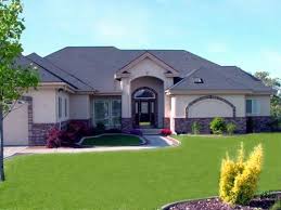 Stucco With Brick Accent Stucco Homes White Stucco House Exterior Brick