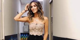 Lila, halit'in zerrin'den olan kızıdır. Aysegul Cinar Haberleri Karadeniz Gazetesi Arama