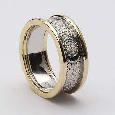 Celtic Diamond Ring With Trim Celtic Wedding Rings Diamond Wedding Bands Irish Wedding Rings