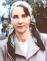 Elizabeth Cooper's Life in the Valley