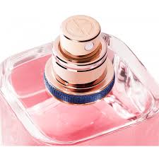 My way by giorgio armani is a floral fragrance for women. Giorgio Armani My Way Perfume Giorgio Armani Precio