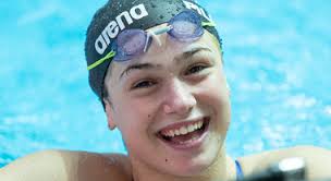 Benedetta pilato (born 28 january 2005) is an italian swimmer, european champion and holder of the world record of the 50 m breaststroke. Benedetta Pilato A 15 Anni Vince I 100 Rana Con Il Nuovo Record Italiano E Vola A Tokyo 2021