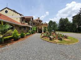 Uhuru kenyatta was sworn in as the new president of kenya and the country's fourth head of uhuru kenyatta was handed the symbols of authority by outgoing president mwai kibaki. The 616 Karen In Nairobi Kenya Reviews Price From 46 Planet Of Hotels