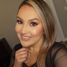 𝘔𝘪𝘳𝘯𝘢 𝘙𝘢𝘮𝘪𝘳𝘦𝘻 (@glambymirna) • Fotos y videos de Instagram