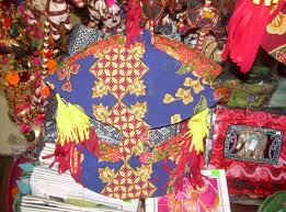 Let me explain the difference between a cds account and a nominee account: 16 Malaysian Things To Buy As Souvenirs In Kuala Lumpur