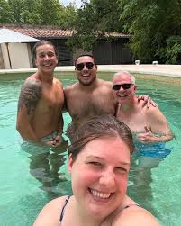 Finally starting to get back into singing regularly and feeling good  physically... life works in mysterious ways