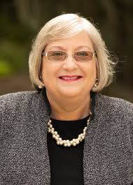 Anita Carson trying to oust Polk School Board Chairwoman Lori Cunningham