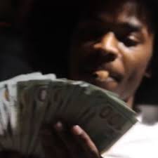 Listen to Heartbreaka