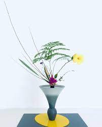 rosida tantawi ikenobo ppii on instagram rosida ikenobo ppii ikenobo indonesia ppii ikebana ikenobo rikka shimputai 池坊 華道 in 2020 ikebana instagram indonesia