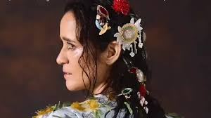 Imparte talleres de arte Selene Morales