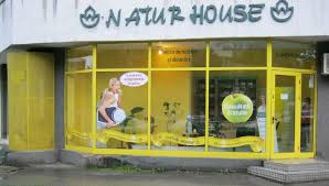 Centrele de nutritie natur house, din toata tara, va pun la dispozitie consultatii gratuite in urma carora vi se recomanda un supliment ajutator marca kiluva si o dieta personalizata. Inamica GrÄƒsimii A Investit In Industria SlÄƒbitului È™i A CaÈ™tigat Stiri Din Judetul Hunedoara