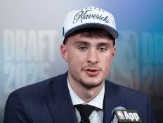 Michael Catherwood's Instagram, Twitter & Facebook