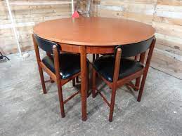 Maybe you would like to learn more about one of these? Eu Vintage Specialise In Retro Vintage 1960s Furniture Teak Retro Sideboard Teakhouten Retro Dressoir Wij Zijn Eu Vintage Gespecialiseerd In Retro Jaren 60 Meubelen Retro 1960s Meubelen Jaren 60 Meubelen Charlotte Perriand Eamus