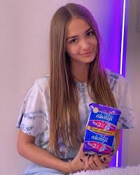 Sa nu iti pierzi increderea in tine 68 2k Aprecieri 682 Comentarii Iuliana Beregoi Iulianaberegoiofficial Pe Instagram Ea E Cea Mai Buna Prietena A Mea AlÄturi De Cartea Lara Am Ras Èi Am Plans AlÄturi De Ea Am Artofit
