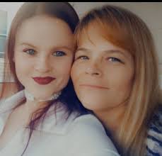 Hi all! I just wanted to introduce myself and share a photo I took, I'm  Jeanette Garcia and this is my lovely daughter Selah