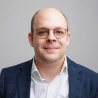 Eileen Bower's Instagram, Twitter & Facebook