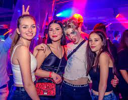 Wenden sie sich bitte an nff club. 30 10 2019 Nff Club Party Fotos Party Partys