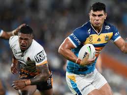 Poses toi, souries et sois heureux. Nrl 2021 Gold Coast Titans Vs Brisbane Broncos David Fifita Humiliation Wooden Spoon Contract 3 5m Record Loss 13 Straight The Weekly Times