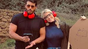 Can yaman ile aşk yaşadığı ortaya çıkan rabia yaman ünlü oyuncu şükrü özyıldız'ın eski nişanlısı. Can Yaman Dan Diletta Leotta Paylasimi Can Yaman In Yeni Sevgilisi Diletta Leotta Kimdir Magazin Haberleri