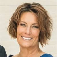 Amy Edgecombe's Instagram, Twitter & Facebook