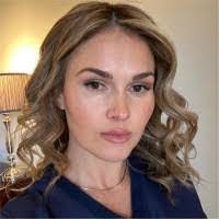 Christina Mapp's Instagram, Twitter & Facebook