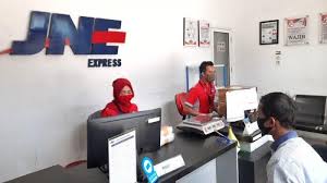 Pt tiki jalur nugraha ekakurir atau lebih dikenal dengan jne merupakan salah satu perusahaan ternama indonesia yang fokus usahanya adalah pada bidang pengiriman paket dan. Jne Medan Gratiskan Ongkos Kirim Bagi Lembaga Zakat Dan Pengiriman Apd Tribun Medan
