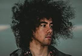 Eddie Deng's Instagram, Twitter & Facebook