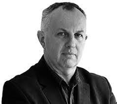 Susana Grimes's Instagram, Twitter & Facebook