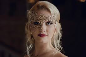 Phantom Lace Mask