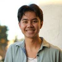 Aaron Renz's Instagram, Twitter & Facebook