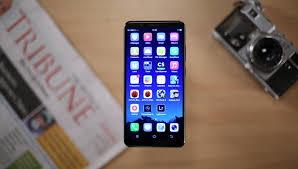 Review: Vivo V7 Plus, a phablet made ...