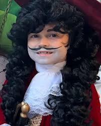 Captain Hook, Tinker Bell, Mr. Smee and Flavor Flav as the Crocidile. HAPPY  HALLOWEEN 🎃