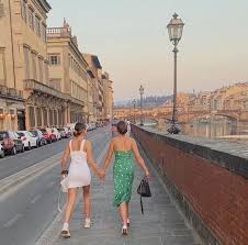 Dreamyavenue Vsco In 2020 Summer Aesthetic European Summer Photoshoot