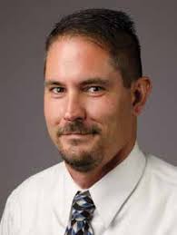 The 'MuTual' BenefiT of GivinG Back The 'MuTual' BenefiT of GivinG Back