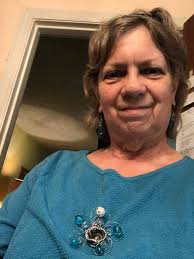 Can you make a ring with a few broken petals and only one color?