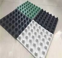 Industrielle HDPE Kunststoff Grübchen Drainage Board SDM Platte für den Bau  Wasserdichte Schichten Schutz Gärten Pisten Dämme Parks