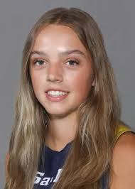 Audrey Hollis's Instagram, Twitter & Facebook