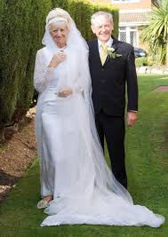 This Duo Celebrated Their 50th Anniversary By Wearing The Outfits They Got Married In Popular Wedding Dresses Formal Dresses For Weddings Wedding Outfit
